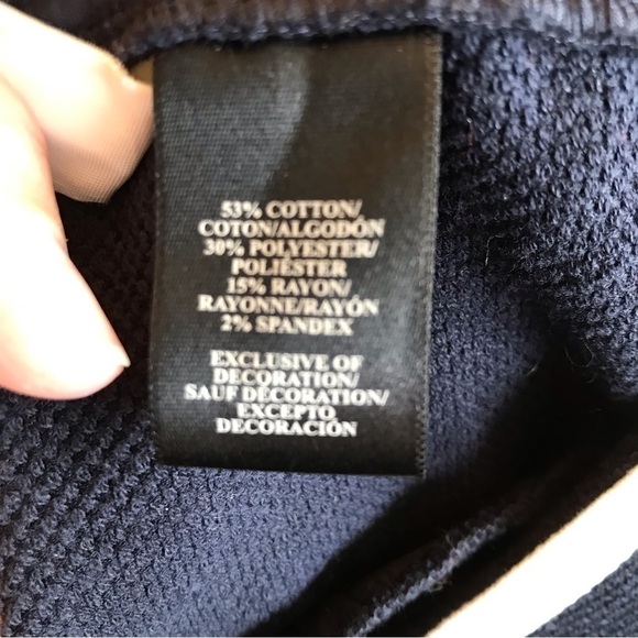 Ann Taylor navy blue shorts with white trim/ piping. - Picture 6 of 7